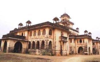 Kusum Vilas Palace Of Khinchi Rajputs In Chhota Udaypur Featured